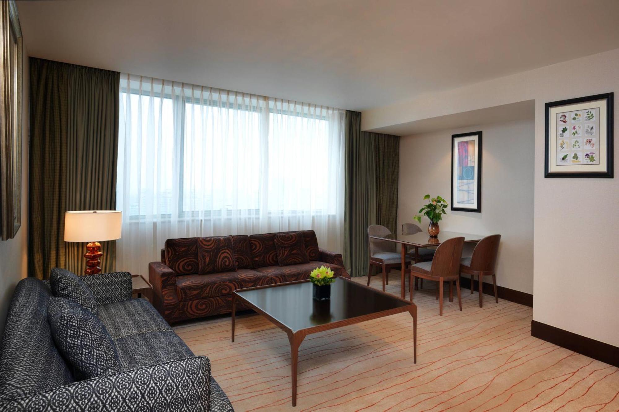 โฟร์ พอยต์ บาย เชอราตัน เซี่ยงไฮ้ ต้าหนิง Hotel ภายนอก รูปภาพ