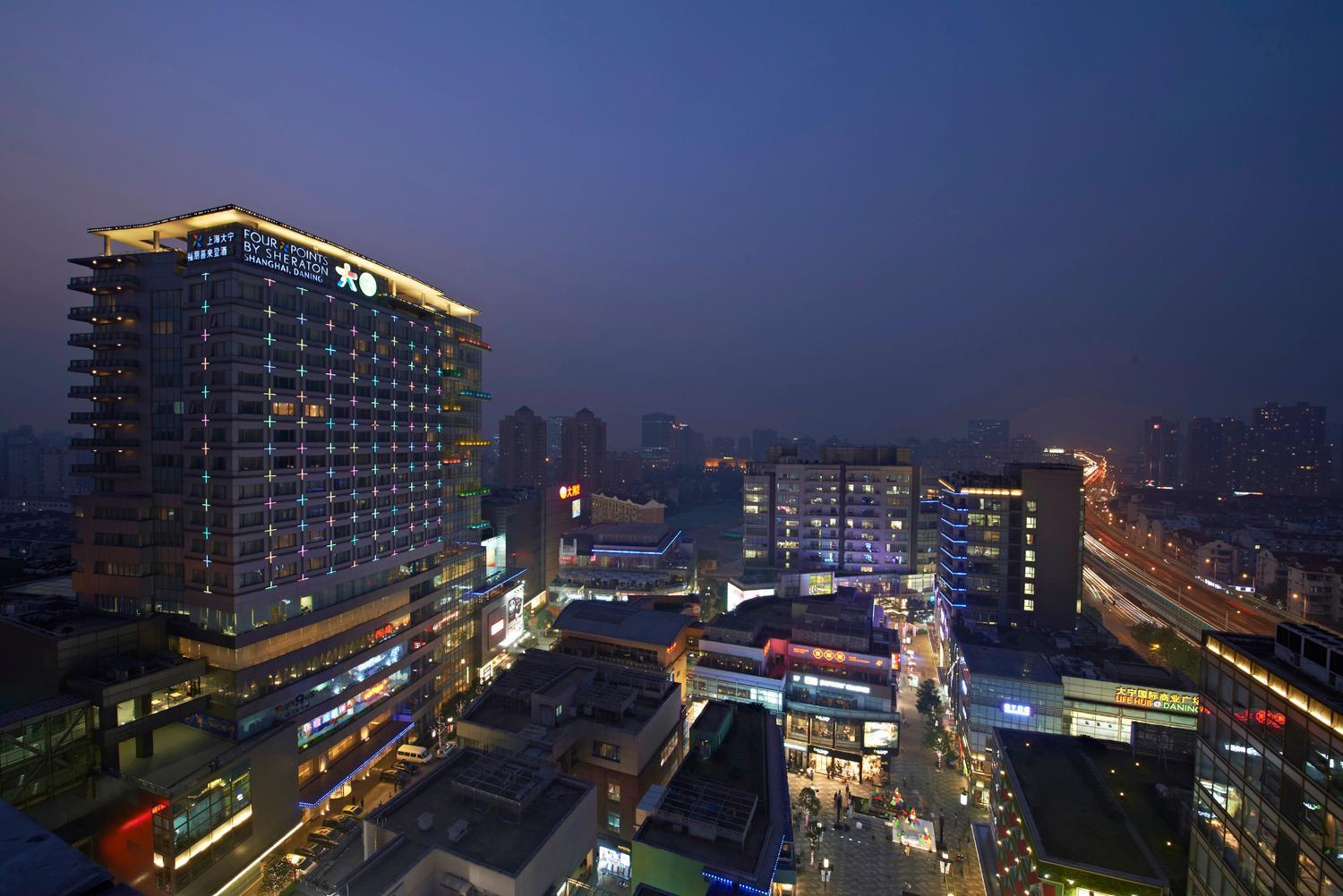 โฟร์ พอยต์ บาย เชอราตัน เซี่ยงไฮ้ ต้าหนิง Hotel ภายนอก รูปภาพ